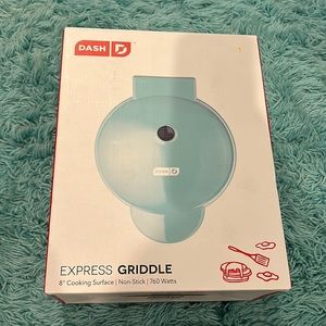 DASH express griddle